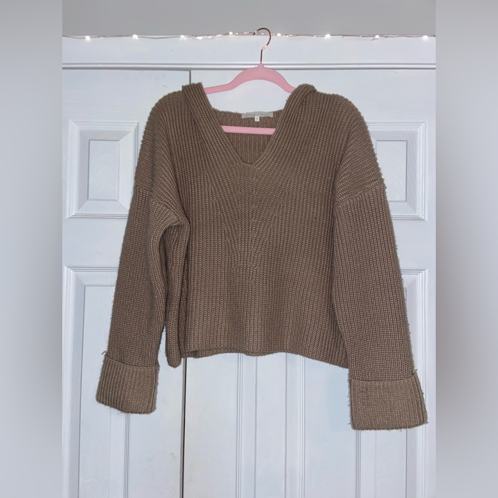 boutique brown sweater